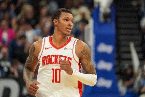 九游游戏-为何不等到明年拿大合同？贾巴里：我想留火箭&amp;在这结束职业生涯