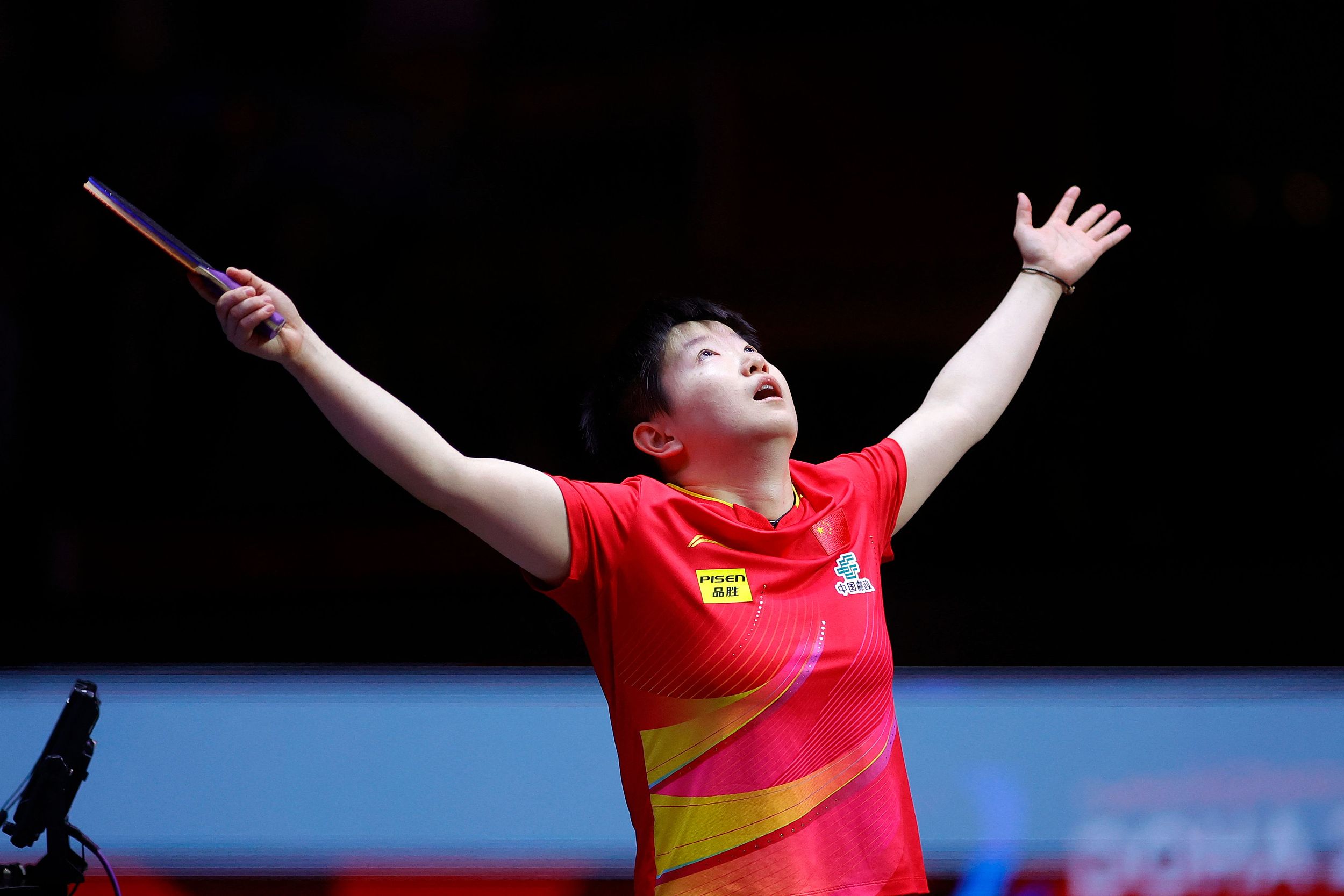 🏓世乒赛女单决赛：孙颖莎4-3艰难战胜王曼昱，成功卫冕夺冠