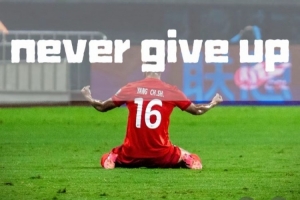 九游娱乐-梅州遭泰山逆转，杨超声社媒：Never give up 允许我难过这一晚上