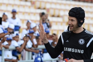 九游游戏-切赫：偷看皇马训练发现他们过于轻松，我和教练说这有啥可看的