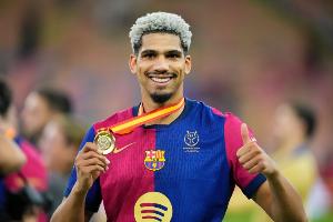 九游游戏-每体：拜仁再次对巴萨中卫阿劳霍产生兴趣，解约金6500万欧元