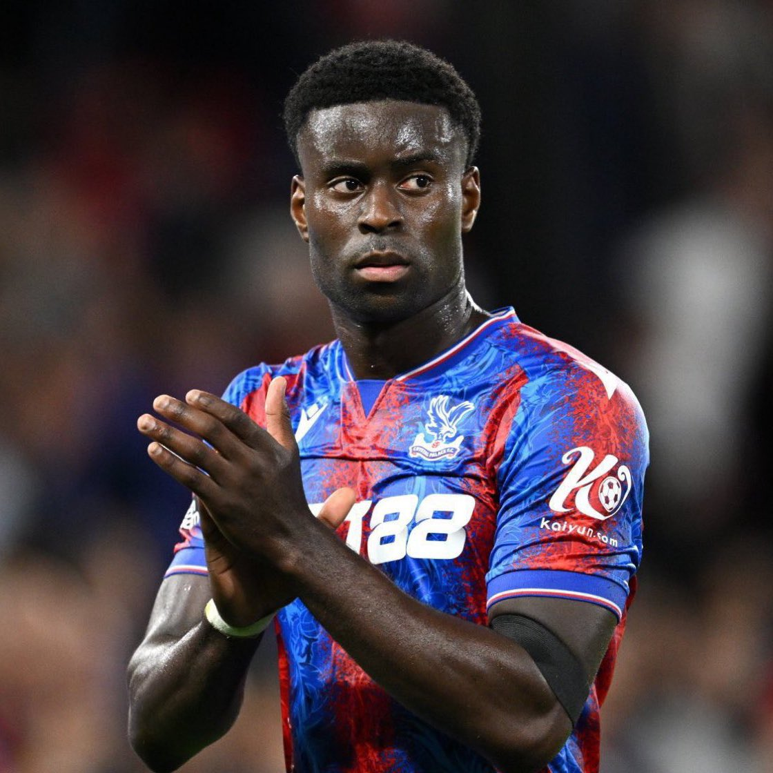 罗马诺：利物浦对格伊的报价已满足水晶宫，只等后者拍板放人