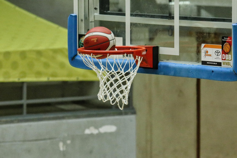 战力榜第一！中国女篮豪阵剑指亚洲杯冠军：韩旭+2米26张子宇统治比赛？